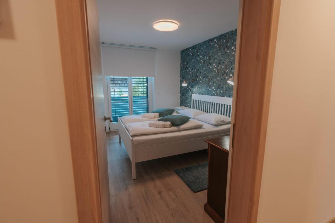 Apartma Lamberger Zirovnica Exterior photo